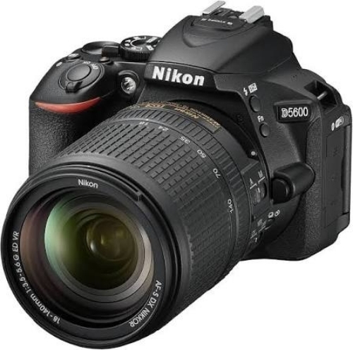 صورة Nikon D5600 DSLR